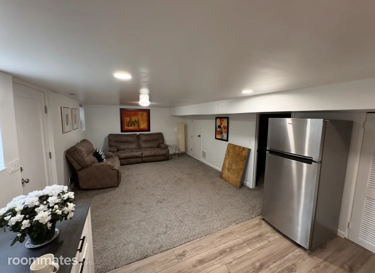 Profile photo 4 of 11