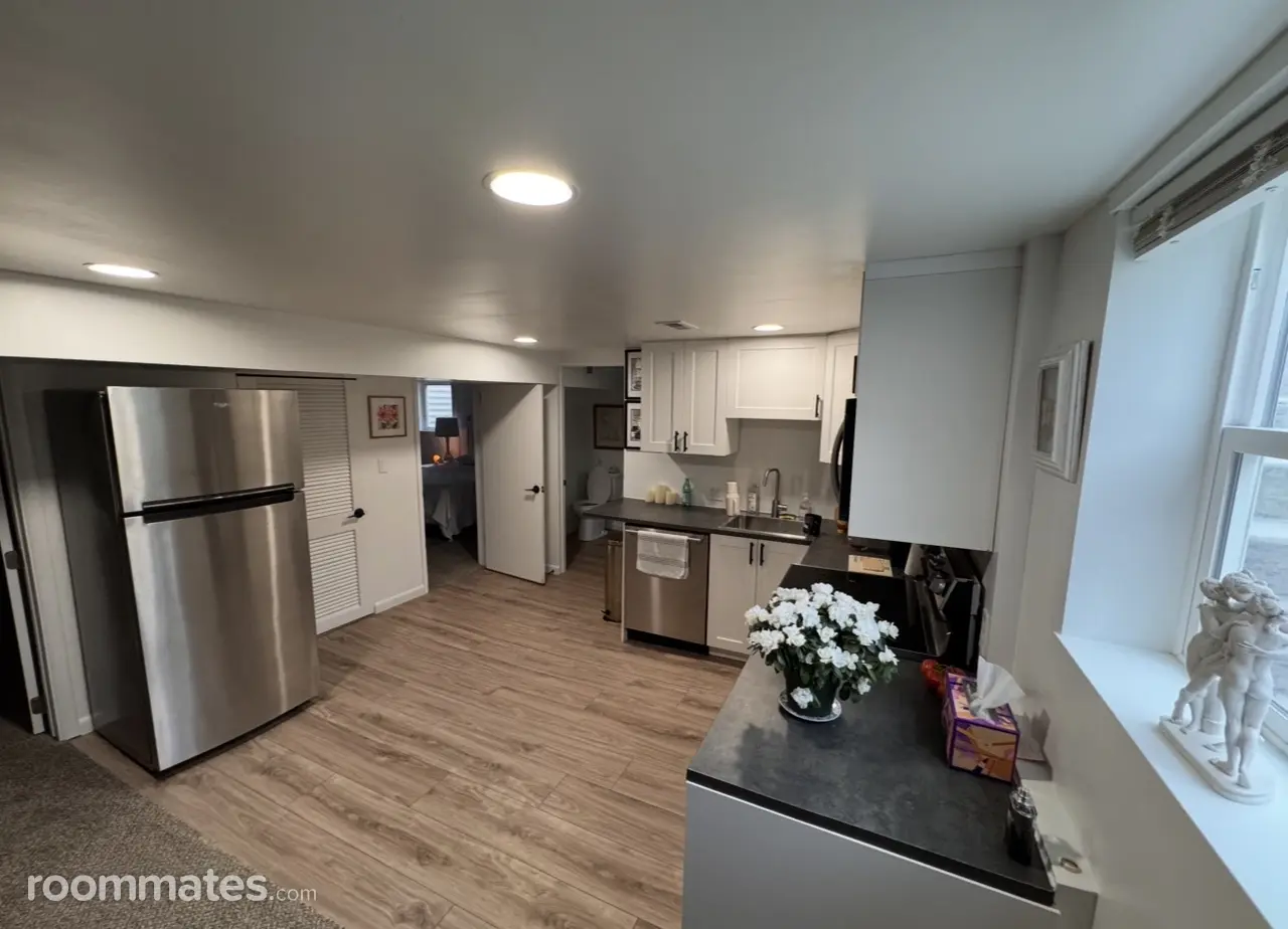 Profile photo 5 of 11