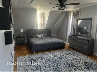 Room for rent in Cincinnati, OH $825, house