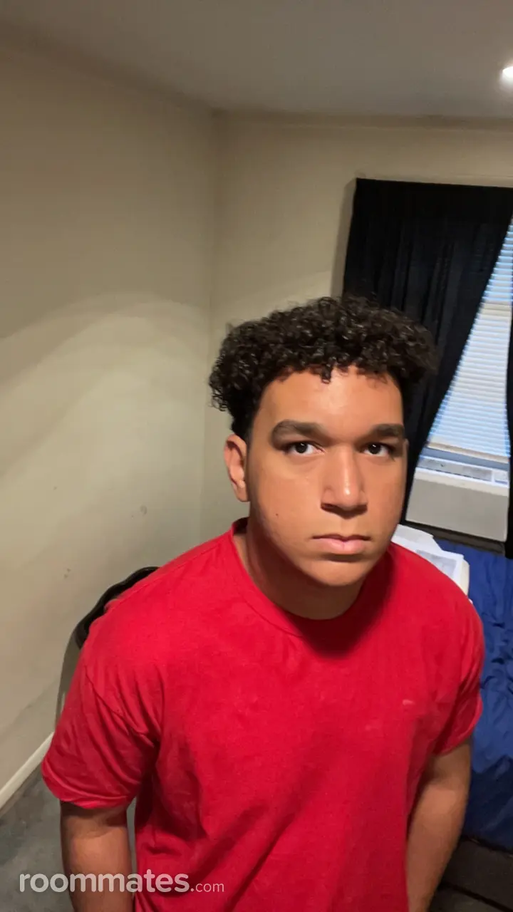 Profile photo 1 of 1