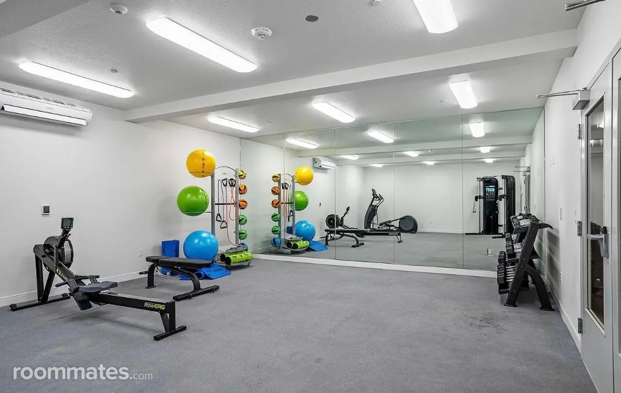 Profile photo 2 of 8