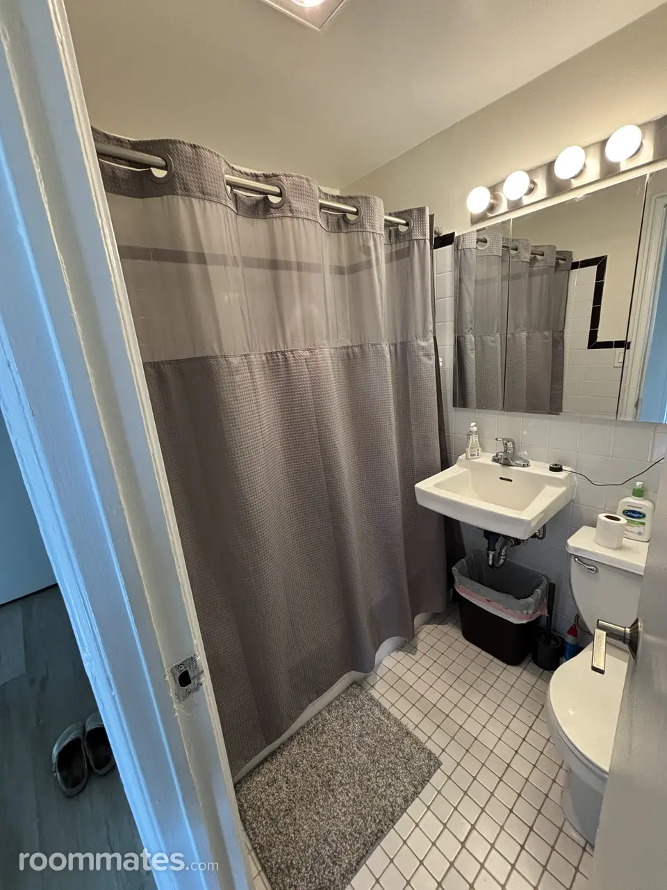 Profile photo 2 of 11