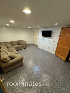 Room for rent in Rochester, MN $1275, house