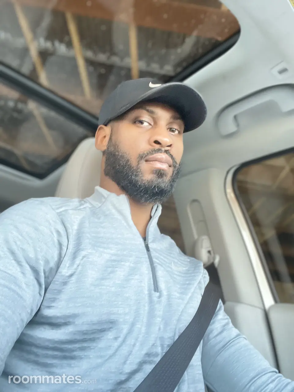 Profile photo 1 of 1