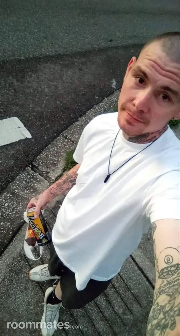 Profile photo 6 of 6