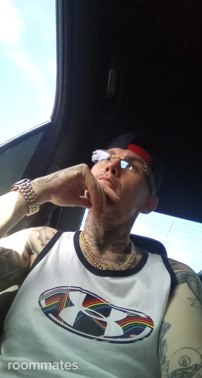 Profile photo 1 of 6