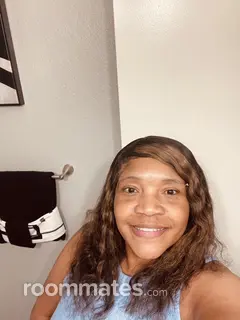 Roommate looking Hawthorne, CA, $700