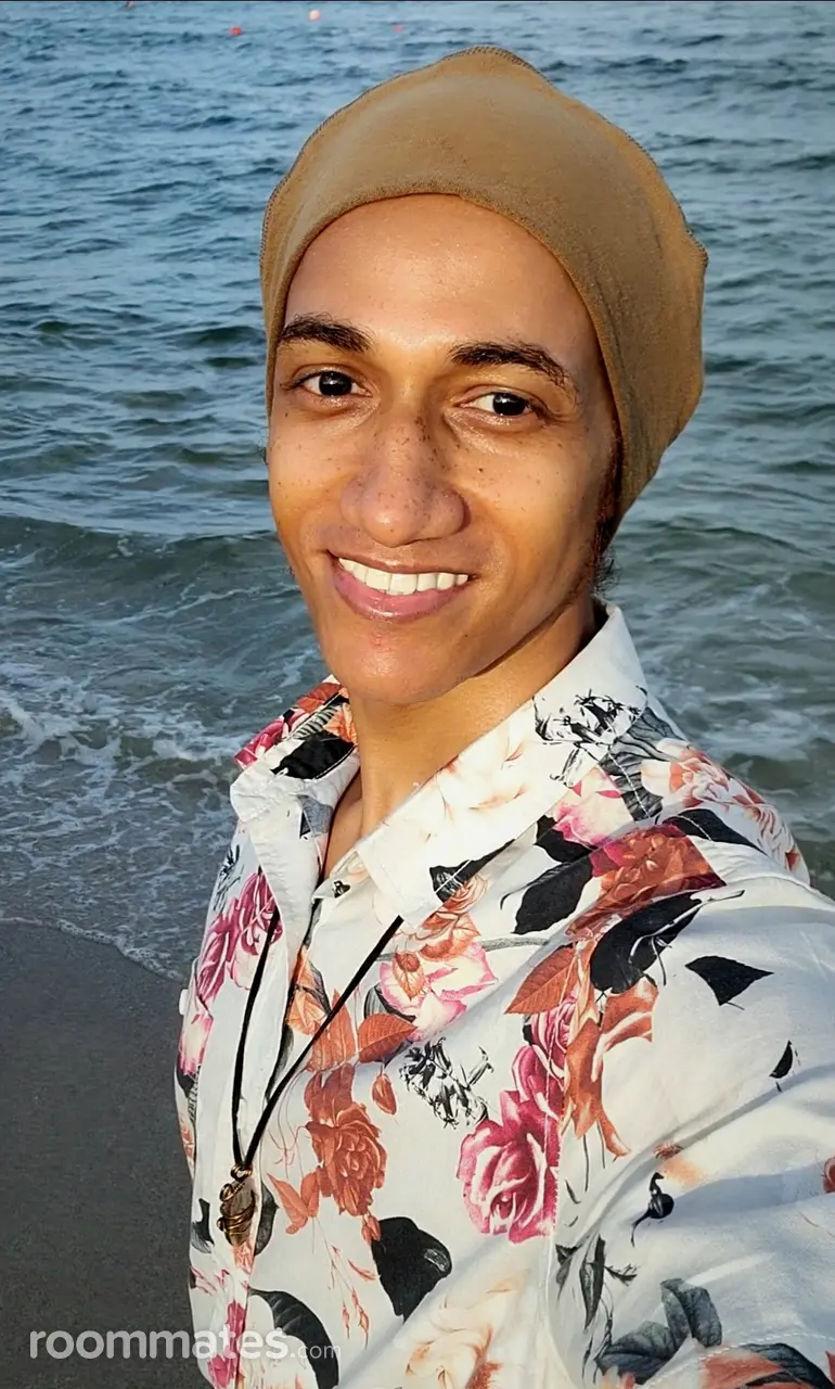 Profile photo 1 of 1