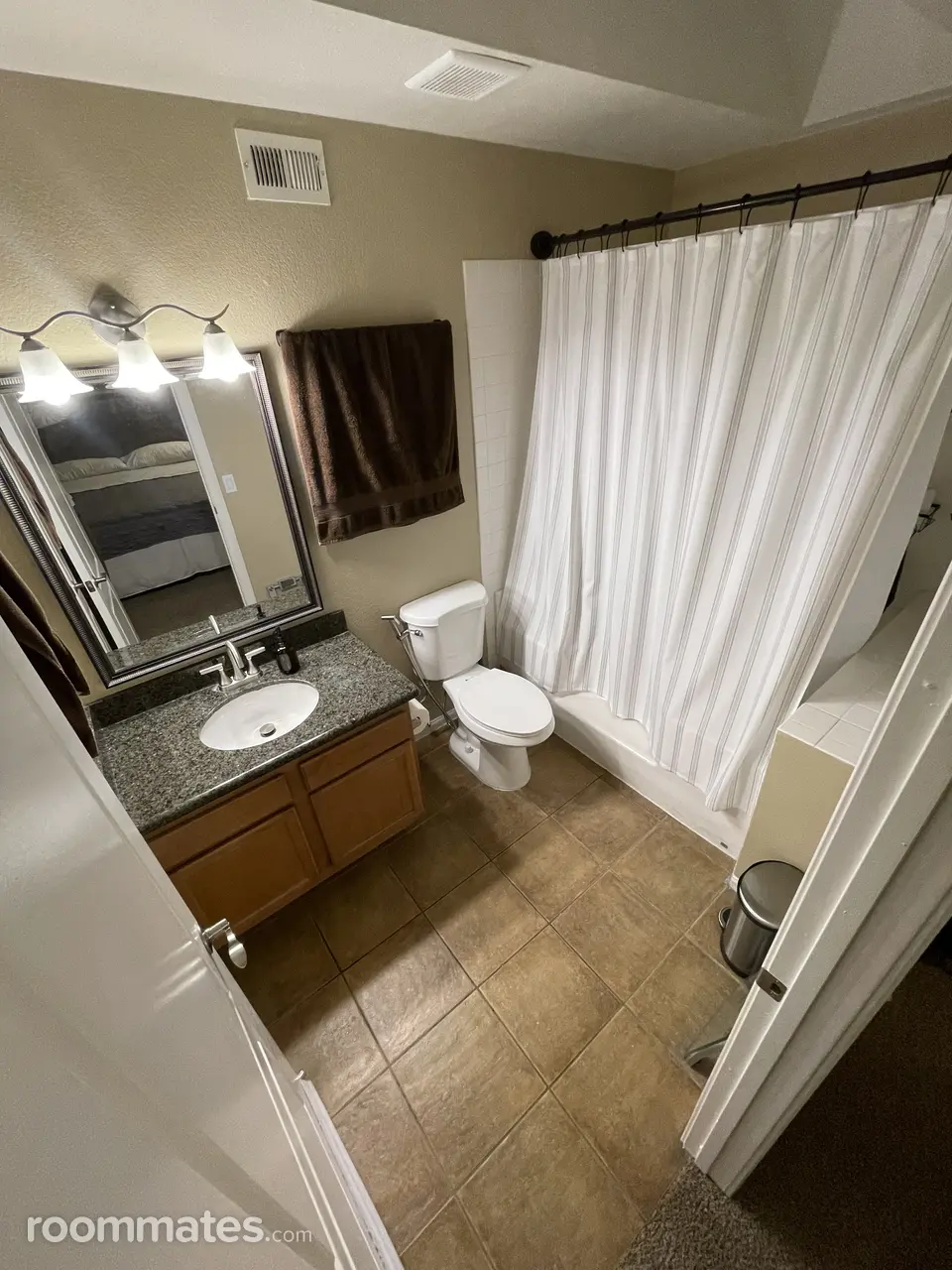 Profile photo 8 of 11