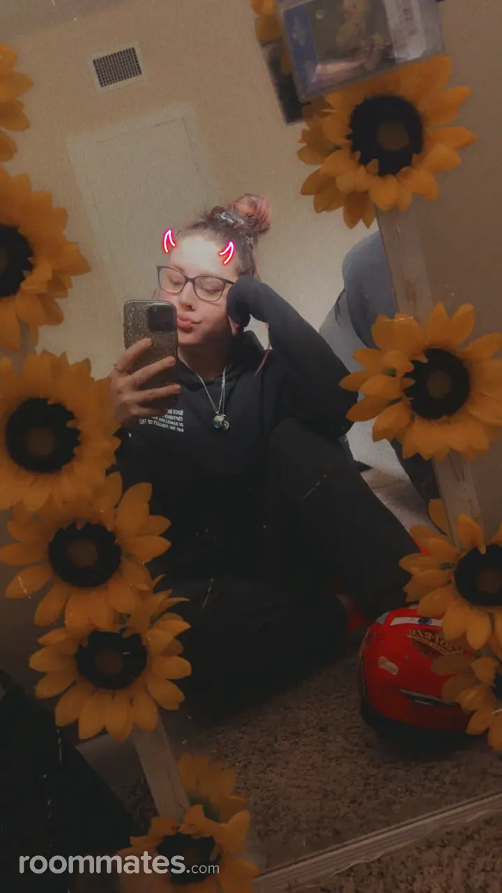 Profile photo 1 of 1