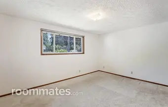 Room for rent in Milwaukie, OR $950, house