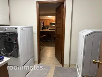 Room for rent in Milwaukie, OR $950, house