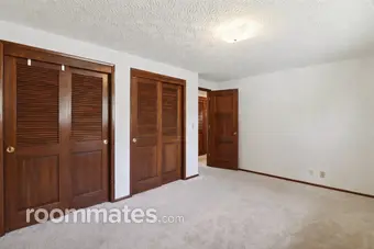 Room for rent in Milwaukie, OR $950, house