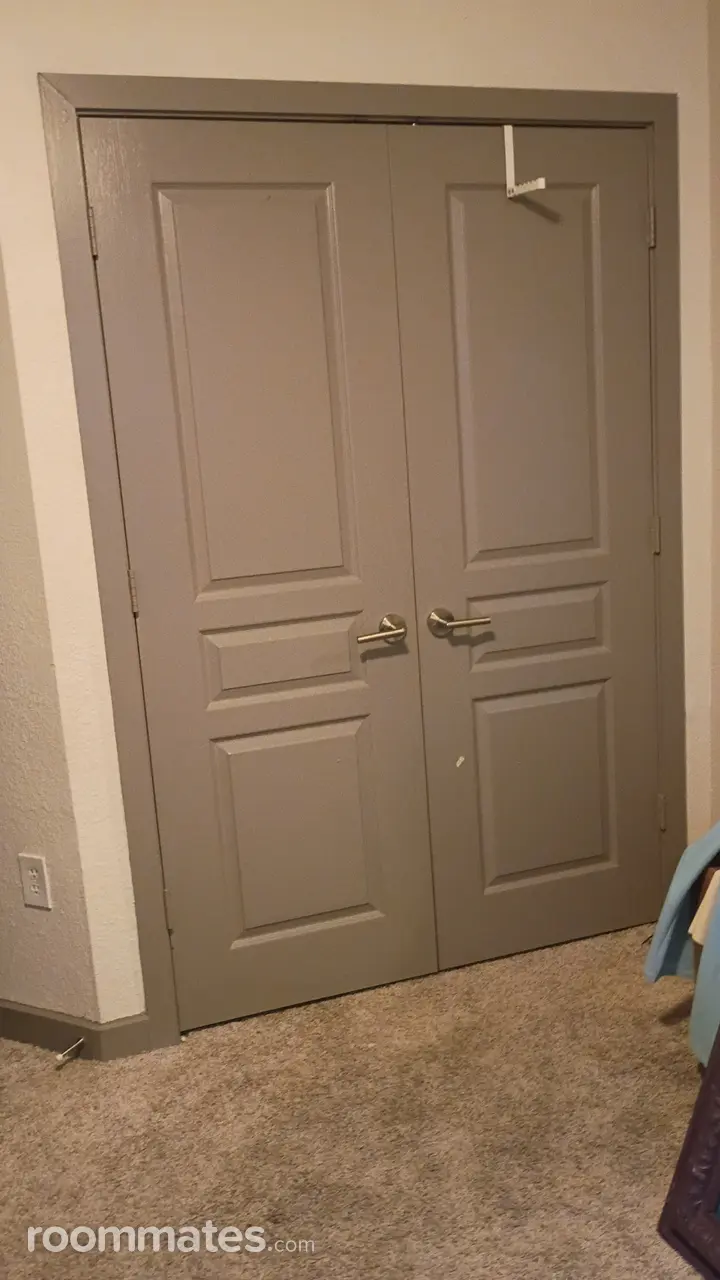 Profile photo 3 of 4