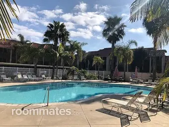 Room for rent in Huntington Beach, CA $1500, house