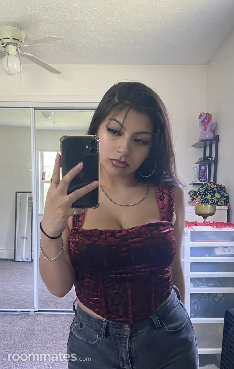 Profile photo 1 of 1