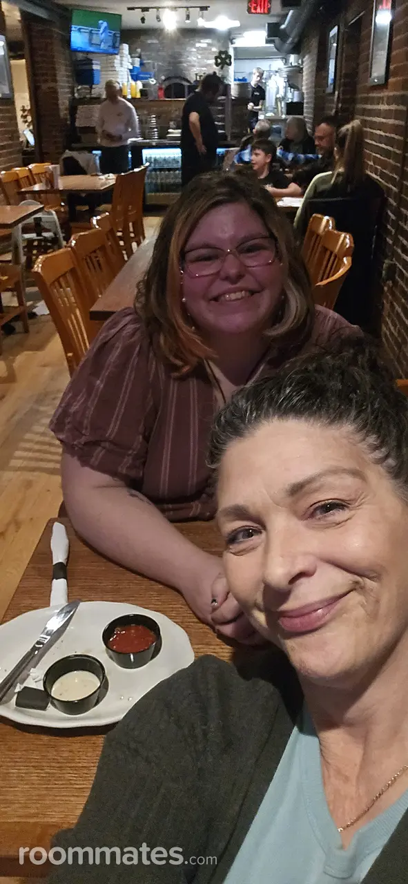 Profile photo 9 of 9