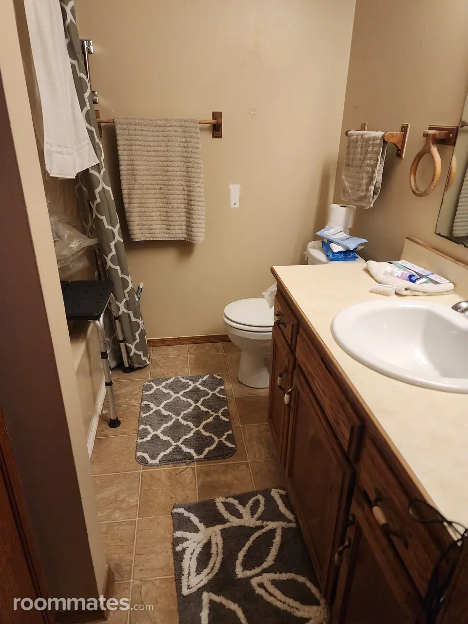 Profile photo 1 of 7