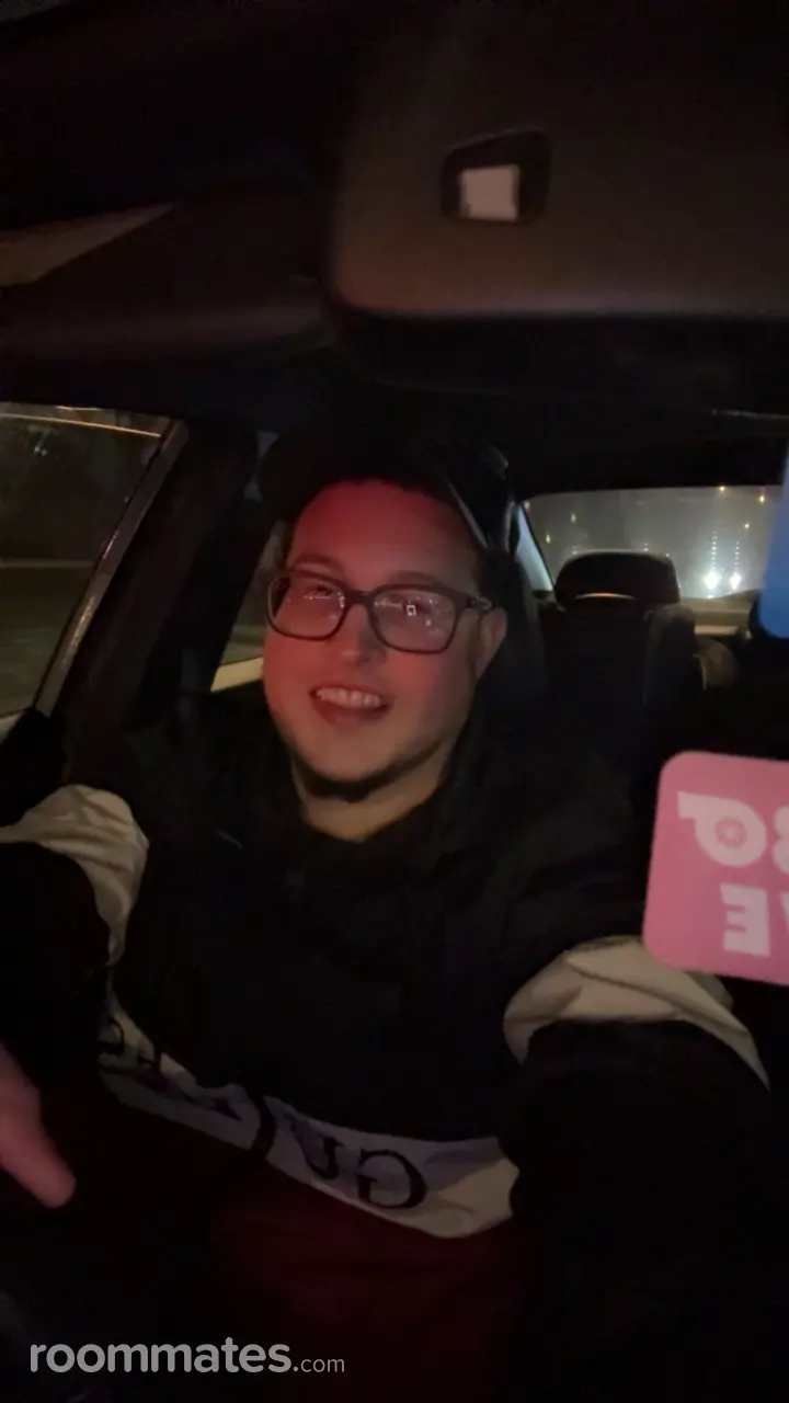 Profile photo 1 of 1