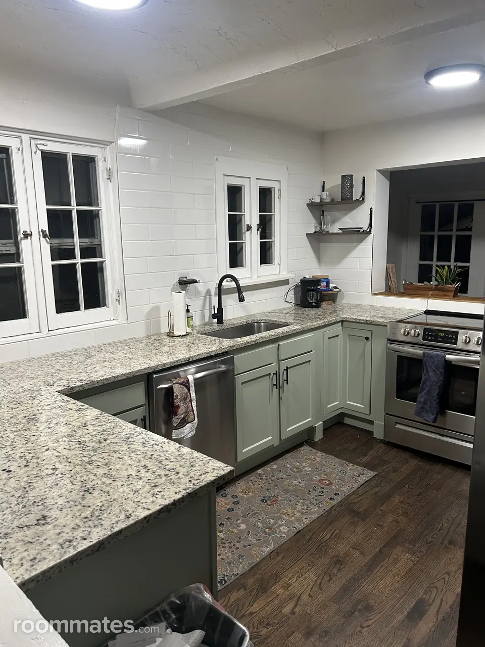 Profile photo 4 of 8