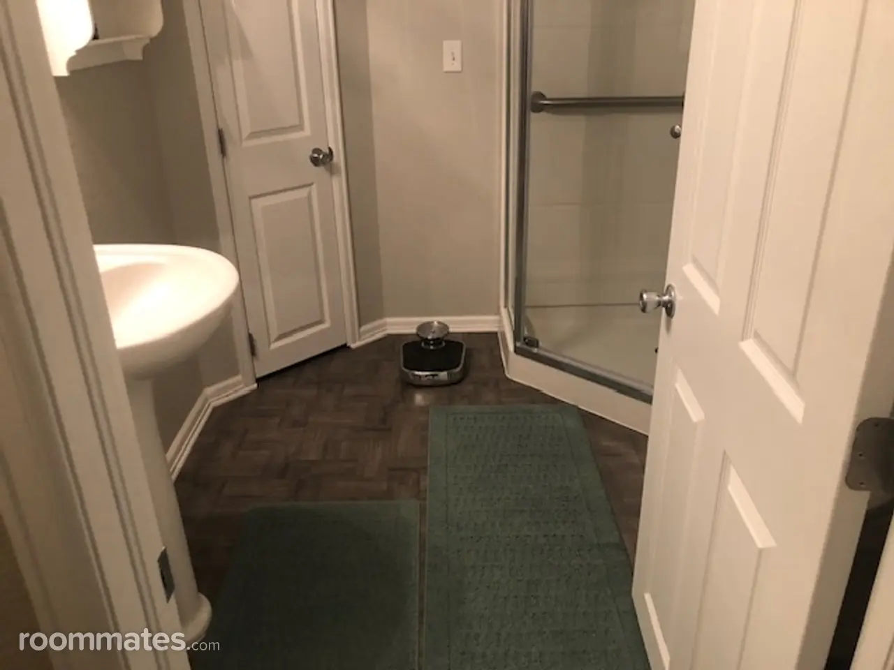 Profile photo 1 of 10