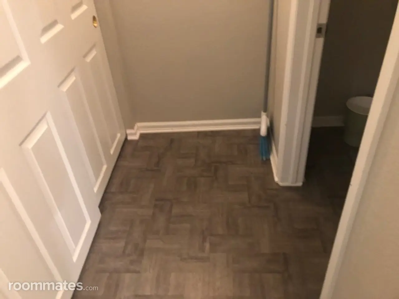 Profile photo 9 of 10