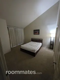 Room for rent in Upland, CA $1000, condo