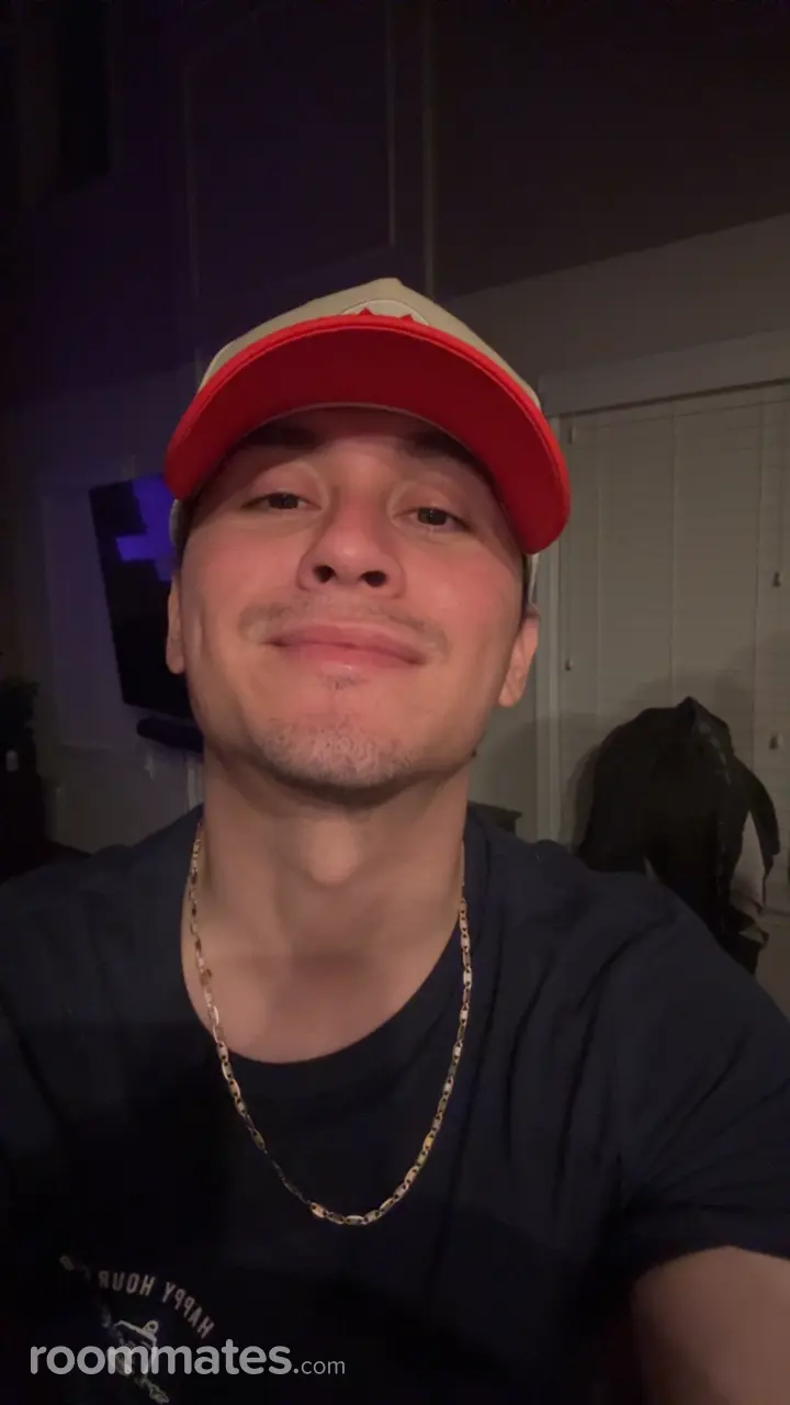 Profile photo 7 of 7