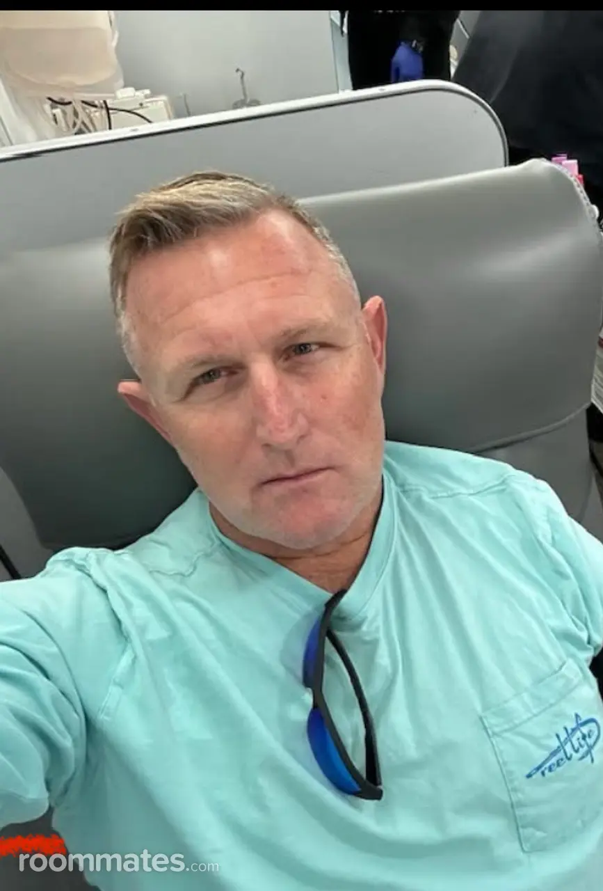 Profile photo 4 of 5