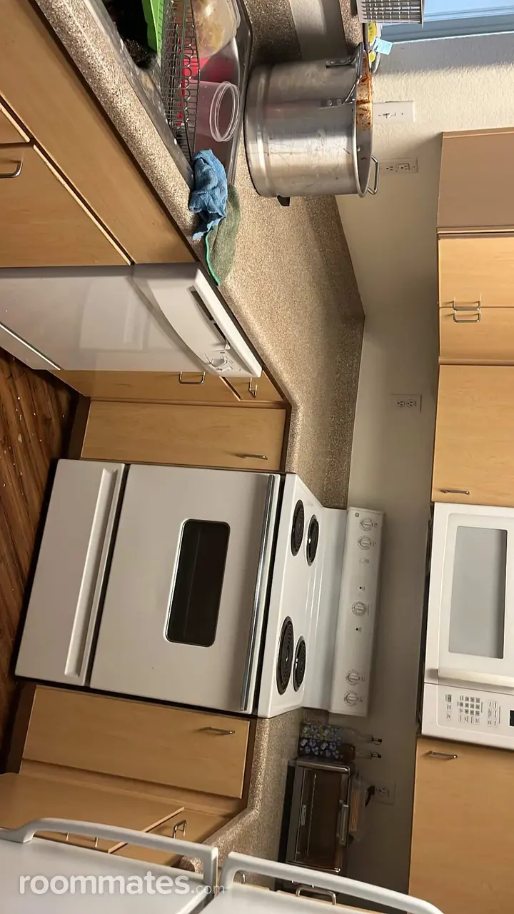 Profile photo 2 of 4