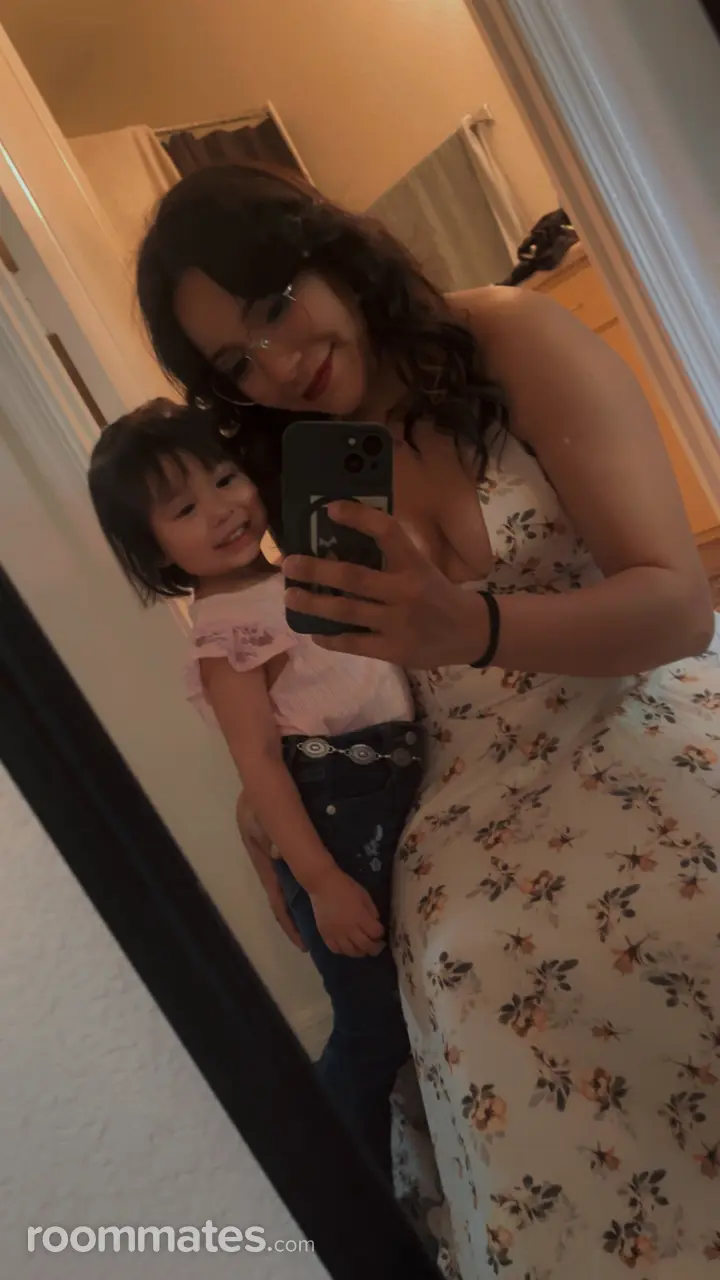 Profile photo 4 of 4