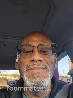 Roommate looking Chesapeake, VA, $700