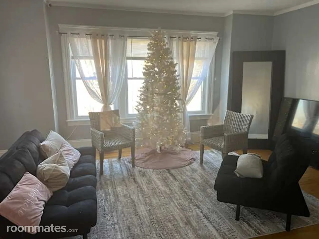 Profile photo 6 of 7