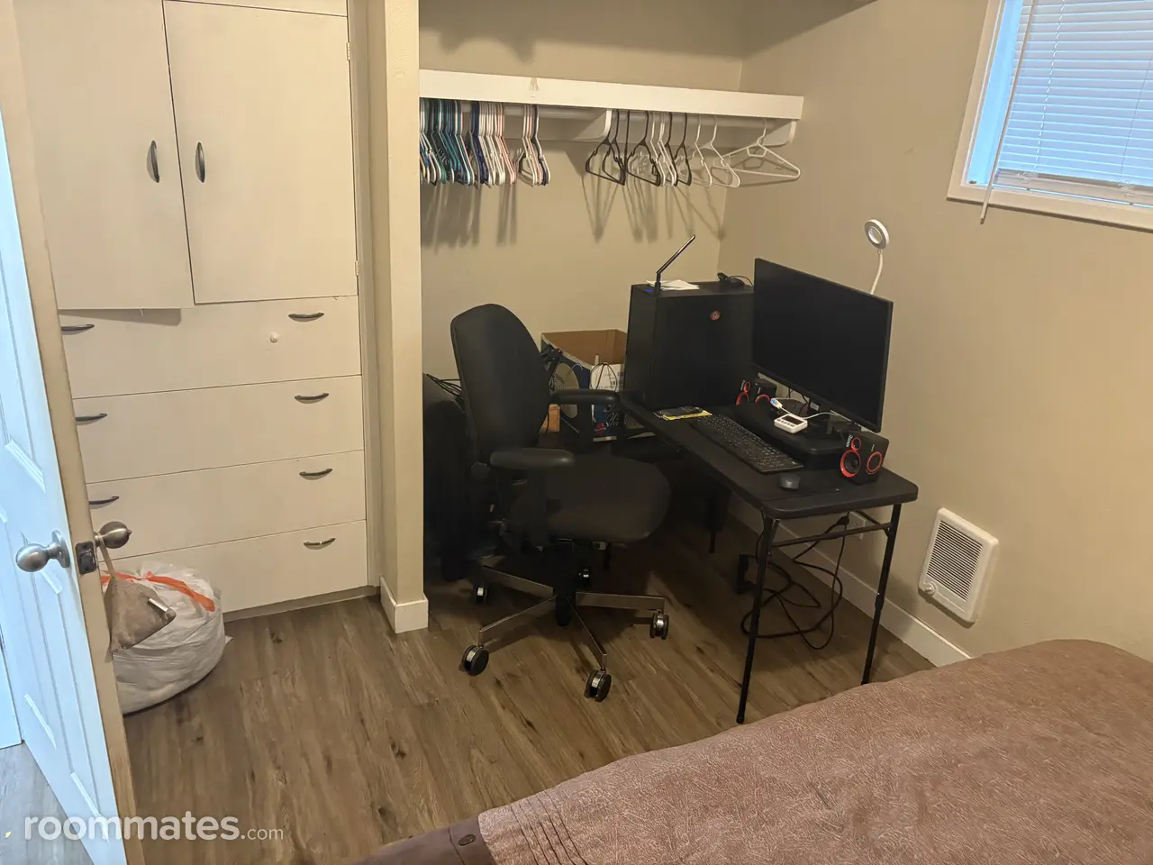 Profile photo 2 of 14