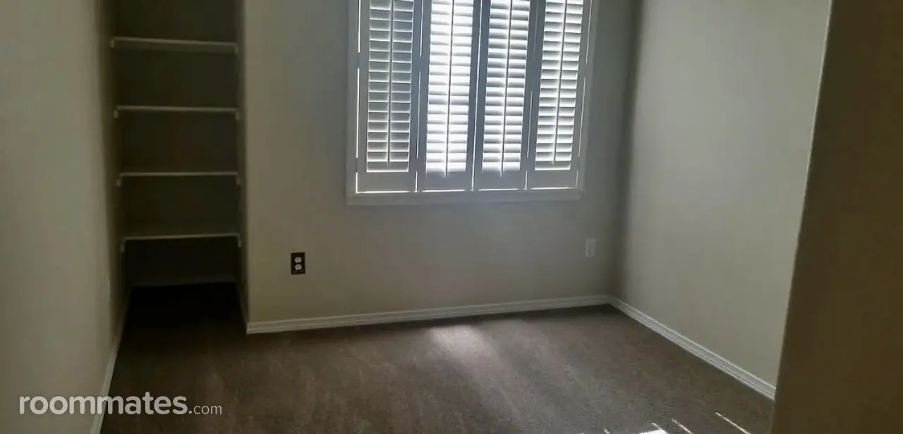 Profile photo 3 of 7