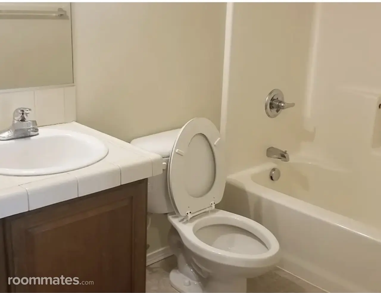 Profile photo 1 of 7