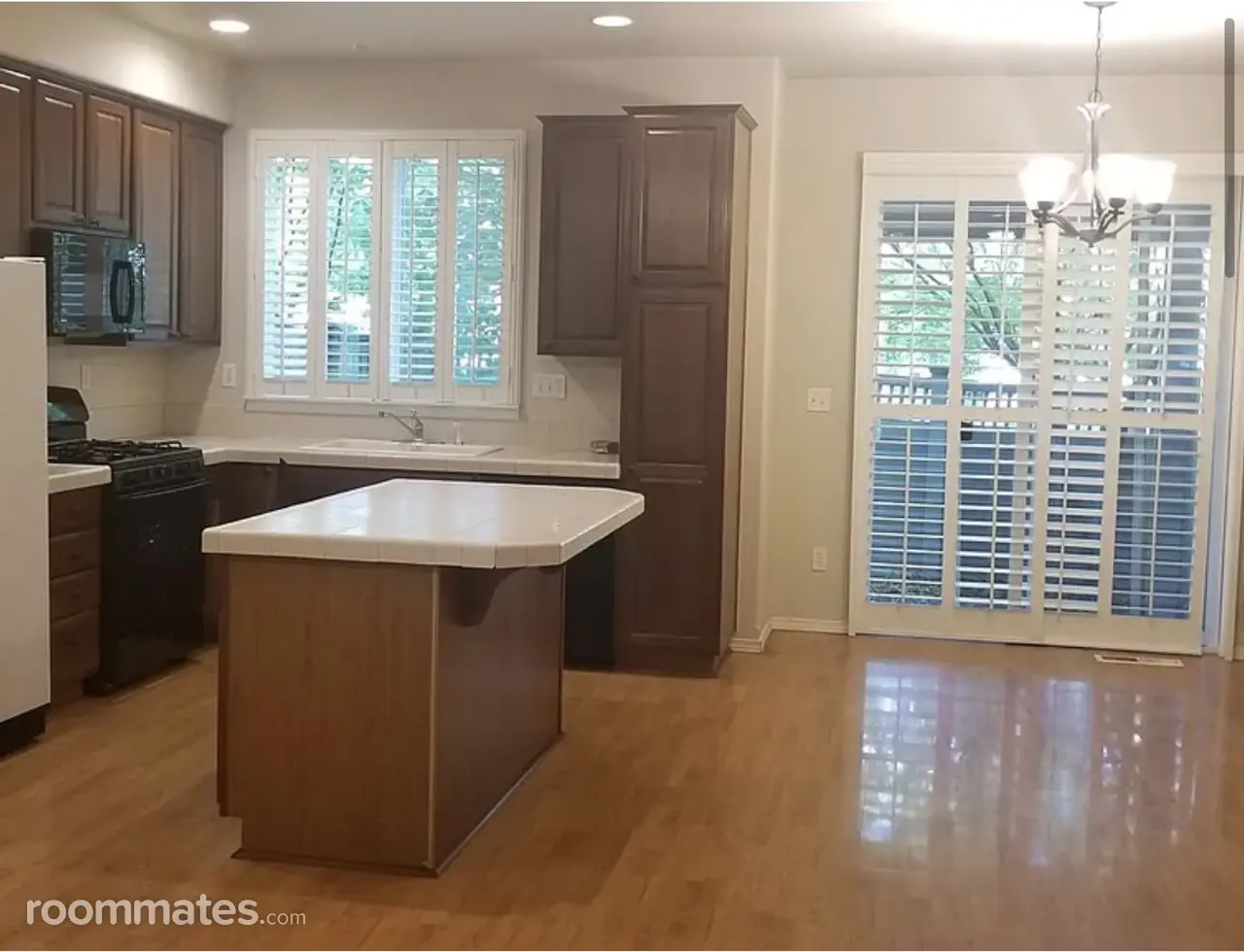 Profile photo 4 of 7