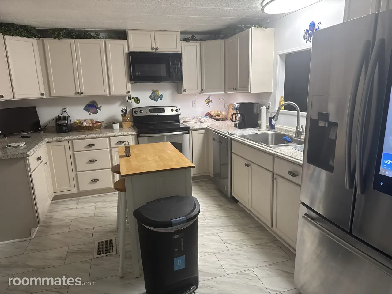 Profile photo 6 of 11