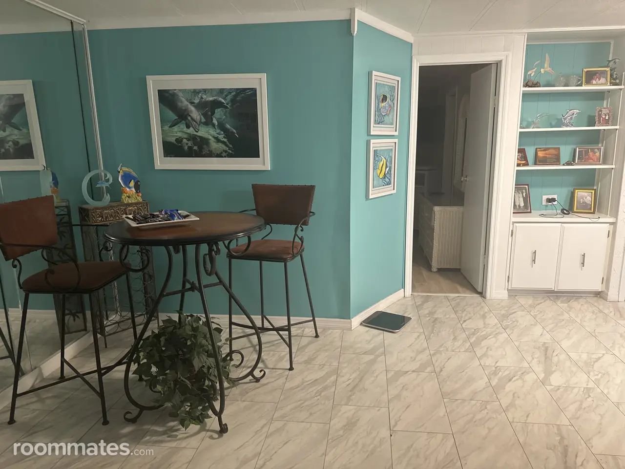 Profile photo 8 of 11