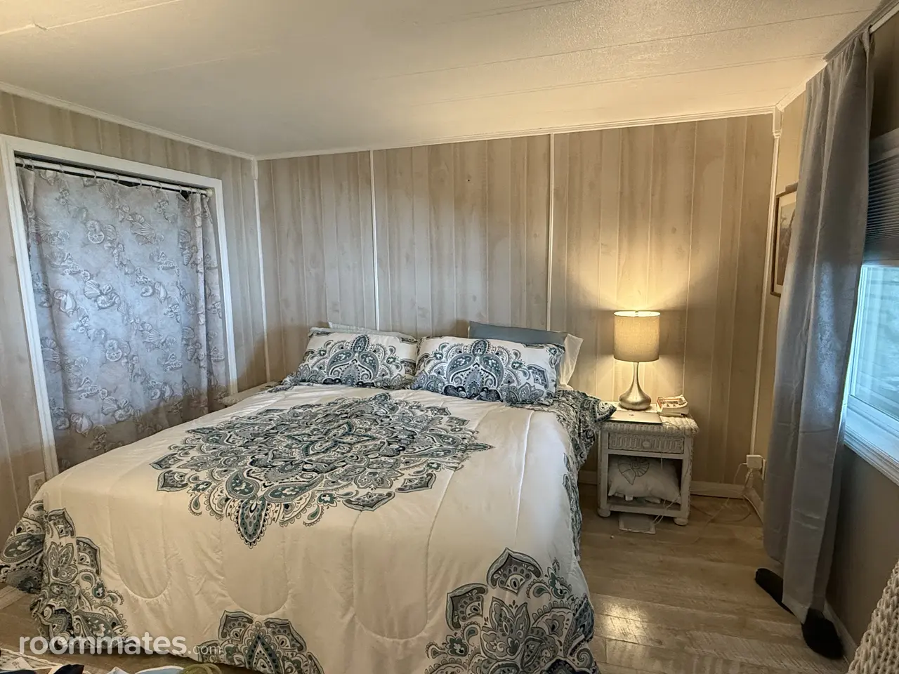 Profile photo 11 of 11