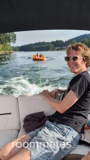 Roommate looking Reno, NV, $800