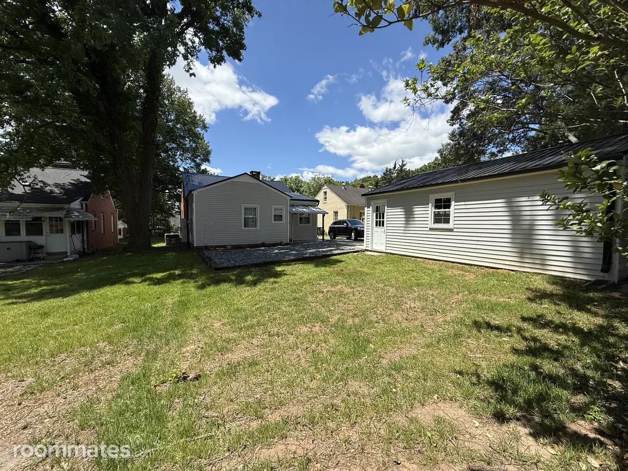 Profile photo 3 of 11