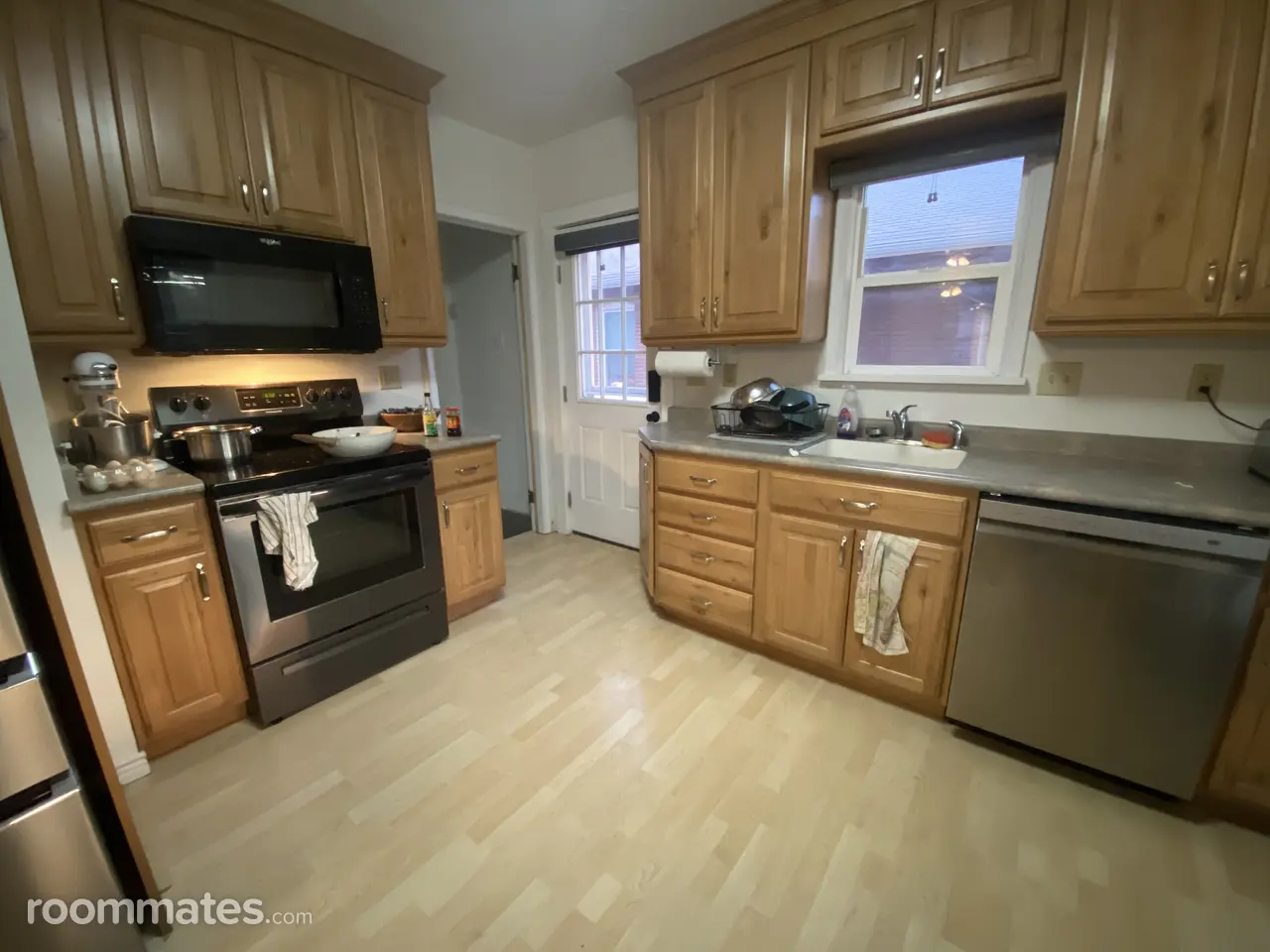 Profile photo 3 of 11