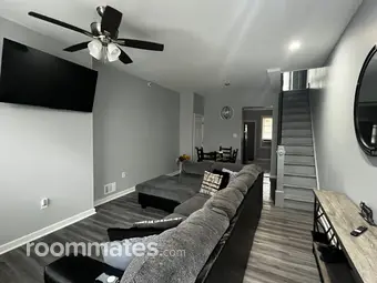 Room for rent in Philadelphia, PA $800, house