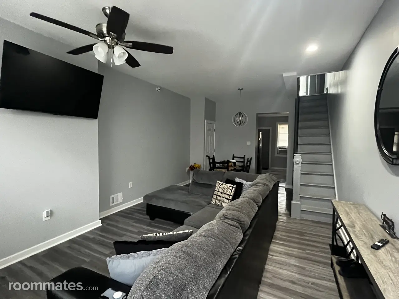 Profile photo 4 of 11