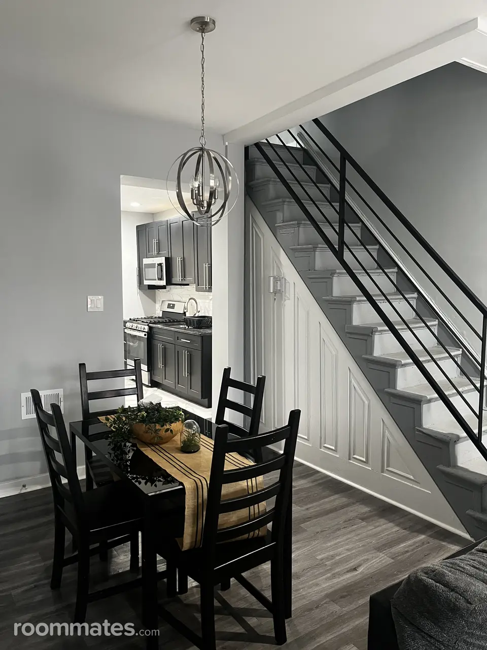 Profile photo 9 of 11