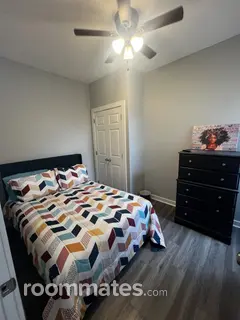 Room for rent in Philadelphia, PA $800, house