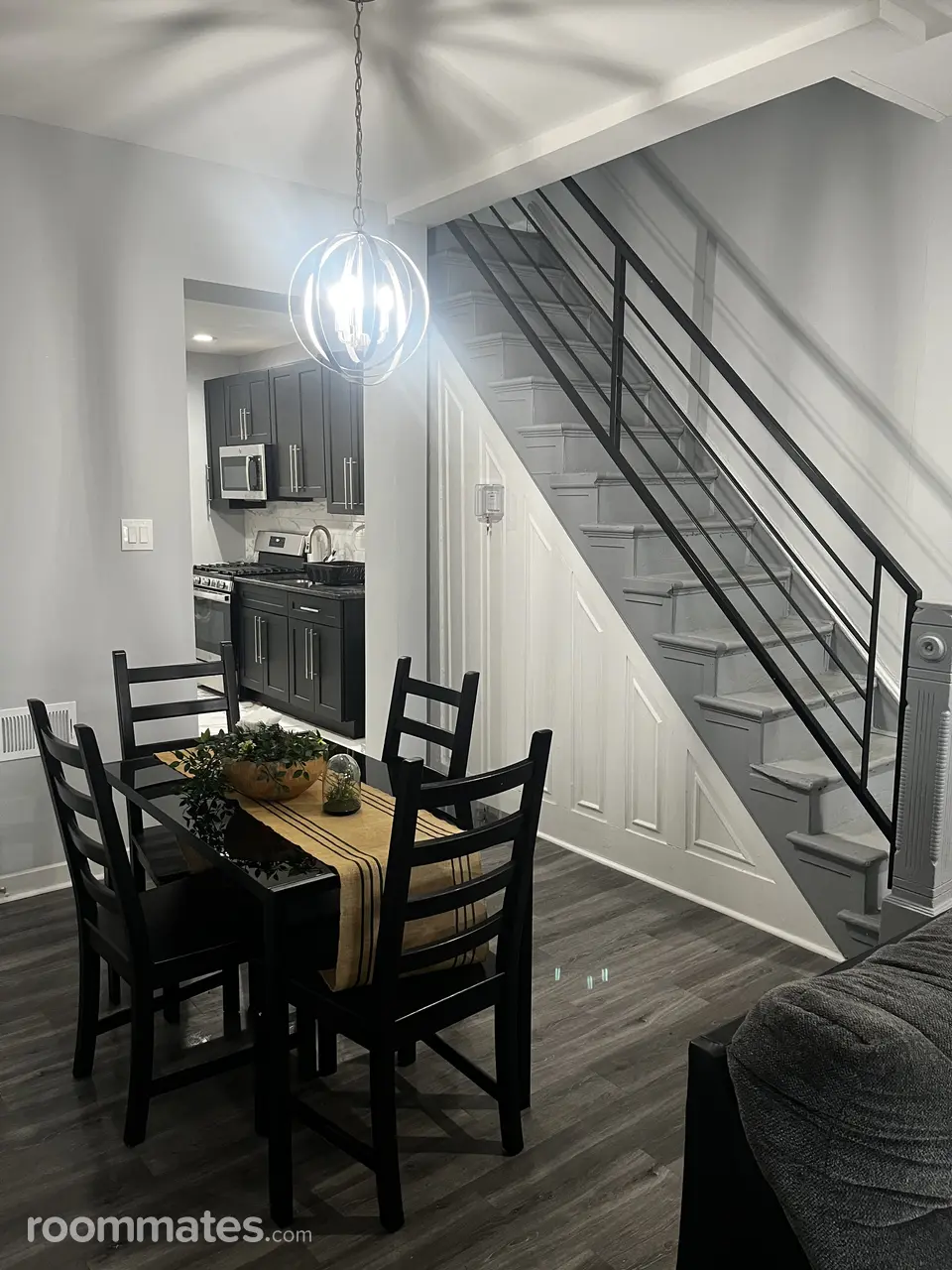 Profile photo 8 of 11