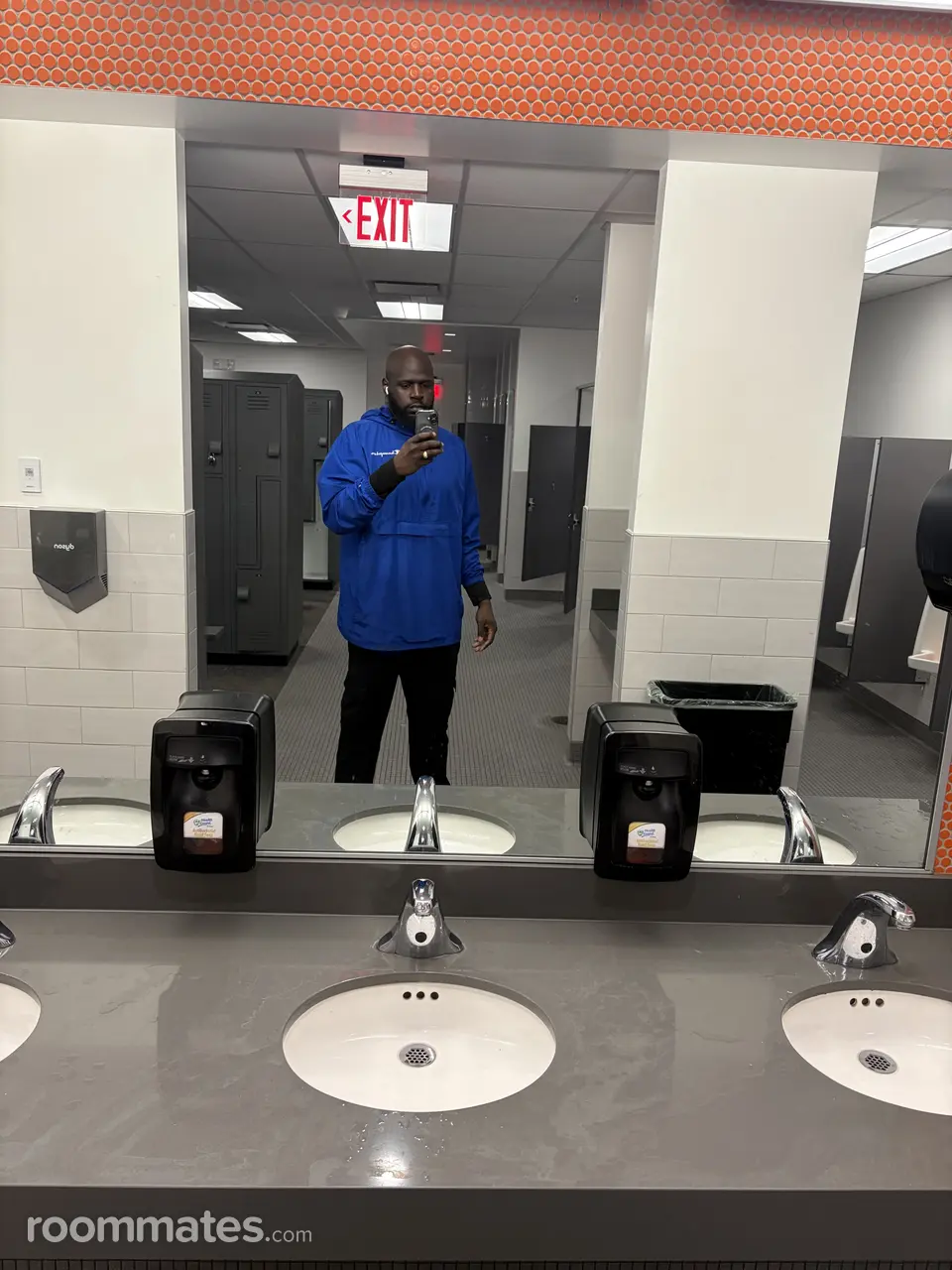 Profile photo 6 of 7