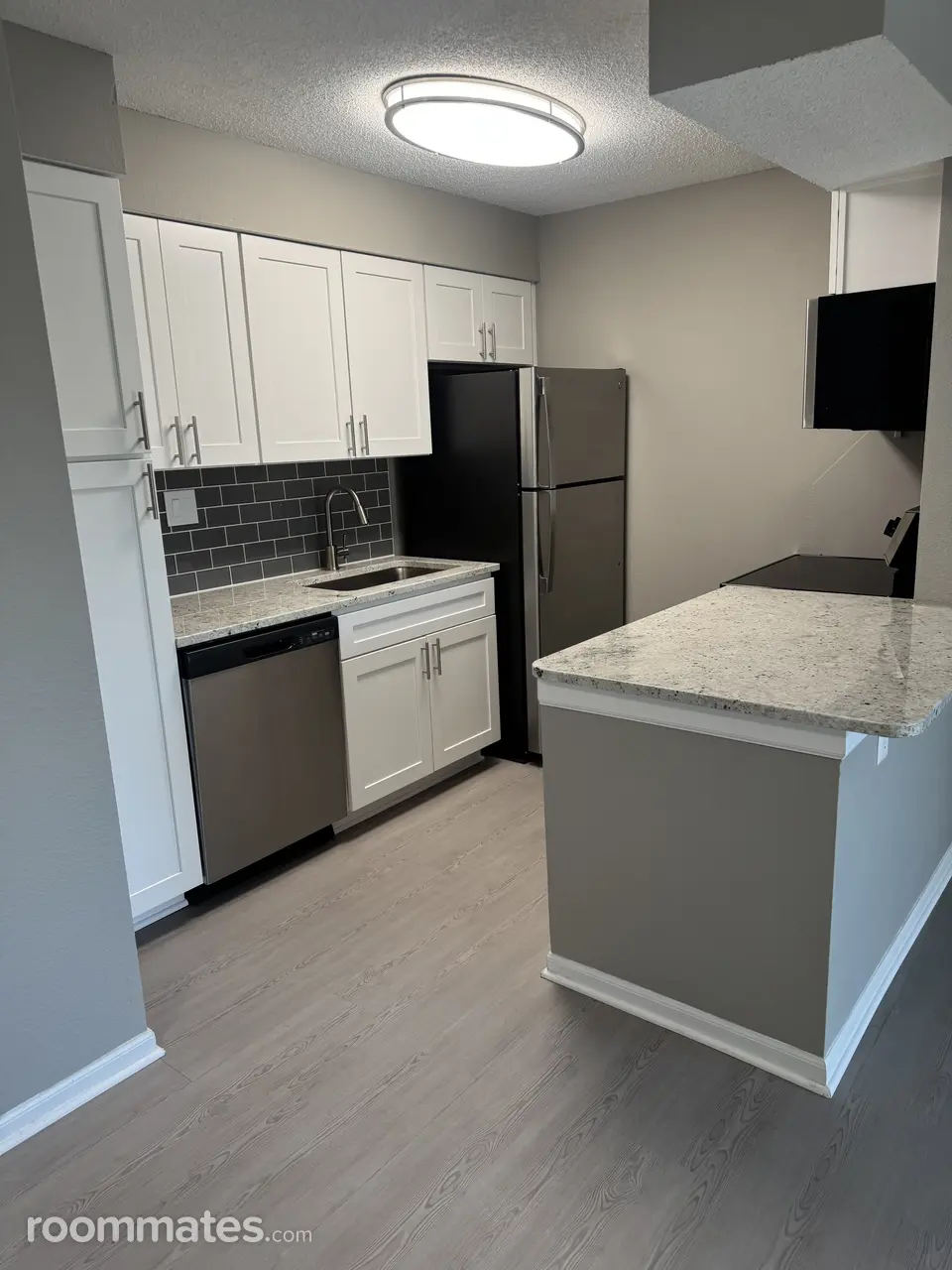 Profile photo 3 of 5